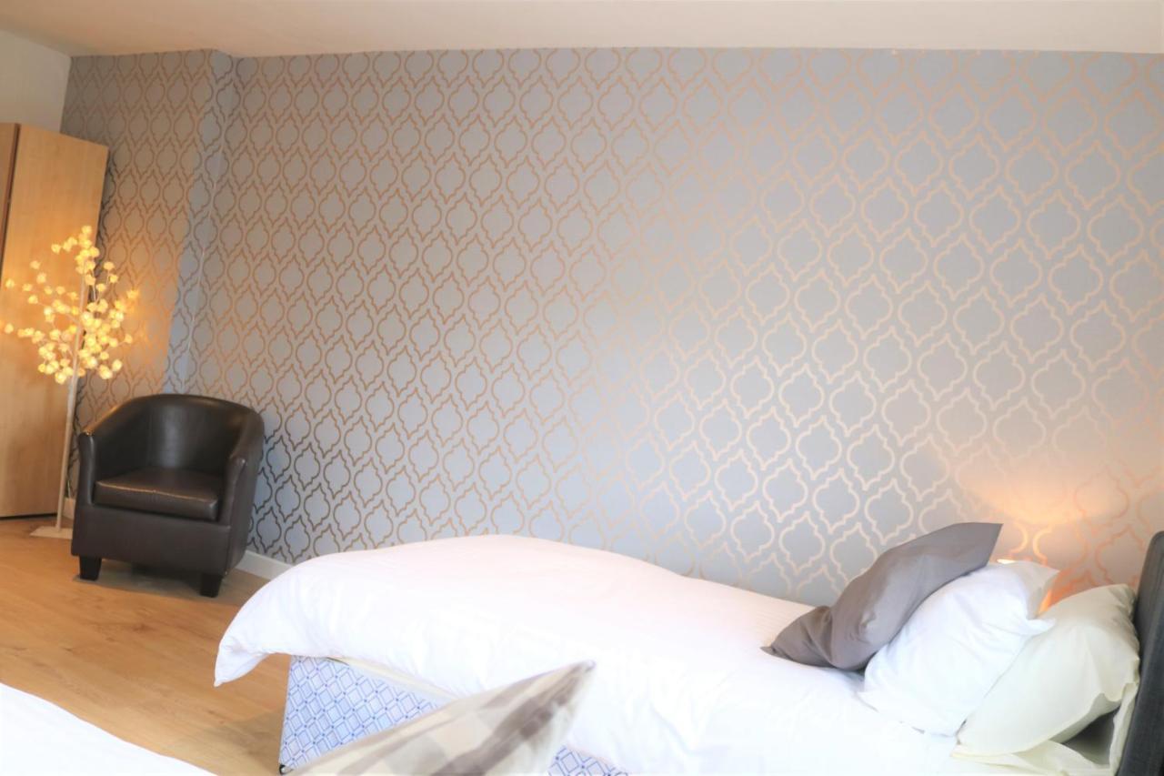 3 Bedroom City Centre Apartment In Lauriston Place Edinburg Exteriör bild